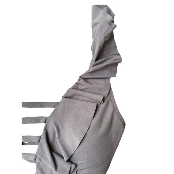 Bleu Rod Beattie Ruffle Strap One Piece Black Swimsuit w/ Strappy Back - Size 4 - Picture 5 of 11